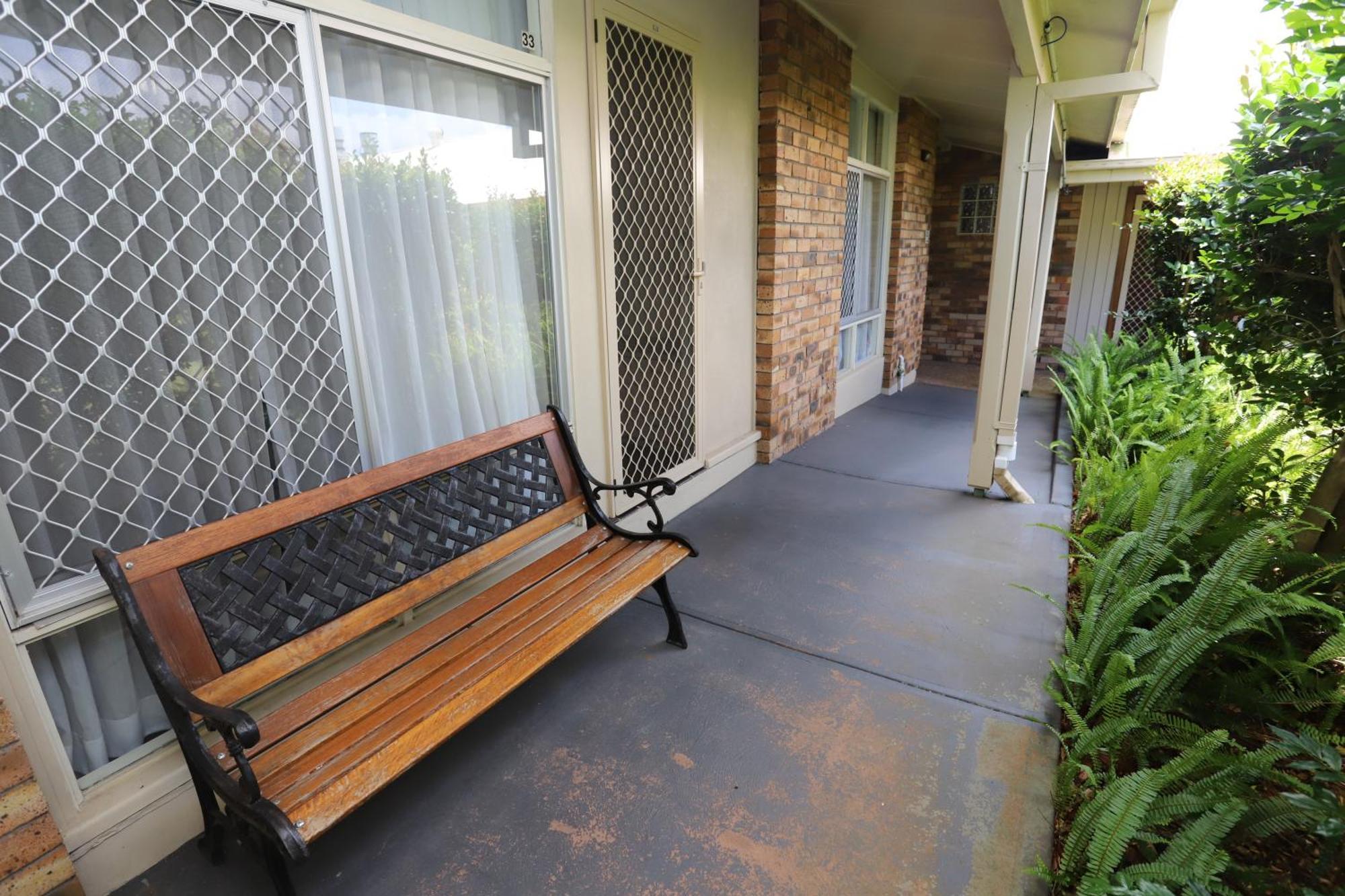 Sleepy Hill Motor Inn Raymond Terrace Exterior photo